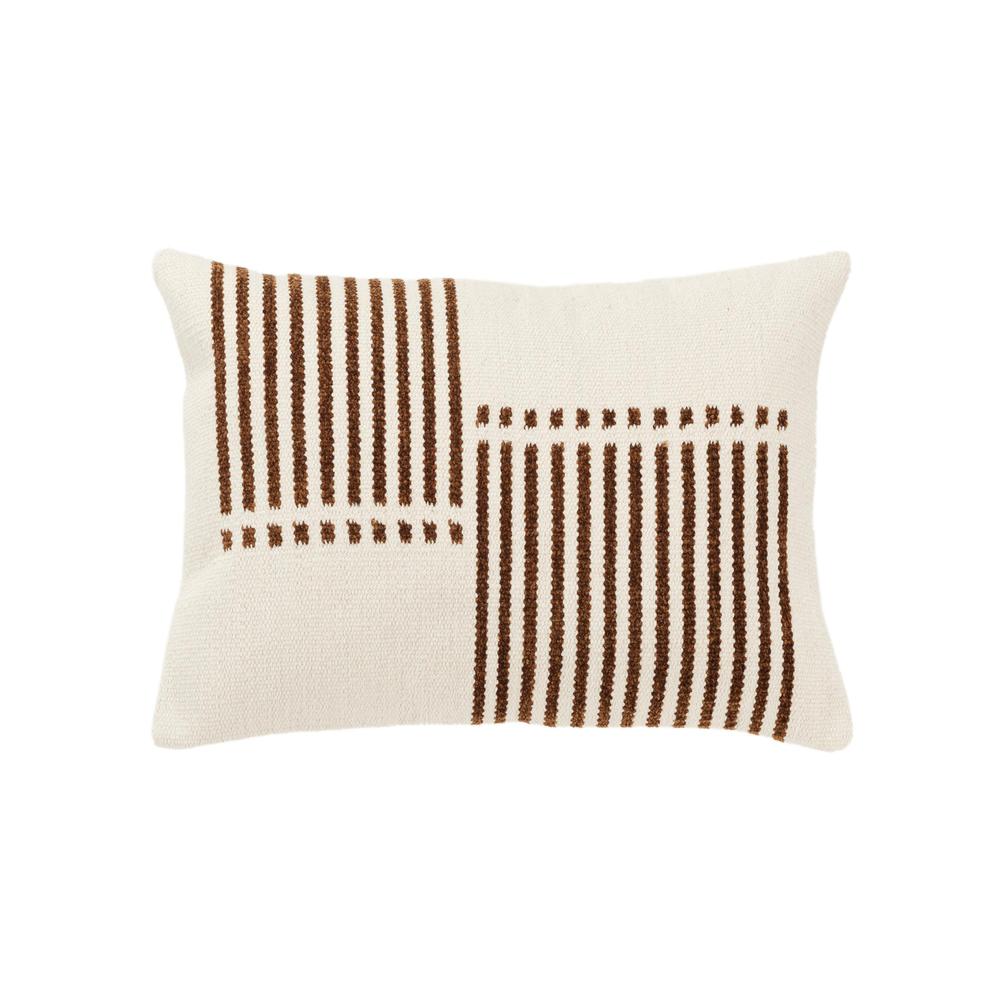 14"X20" 1 down filled pillow. Picture 1