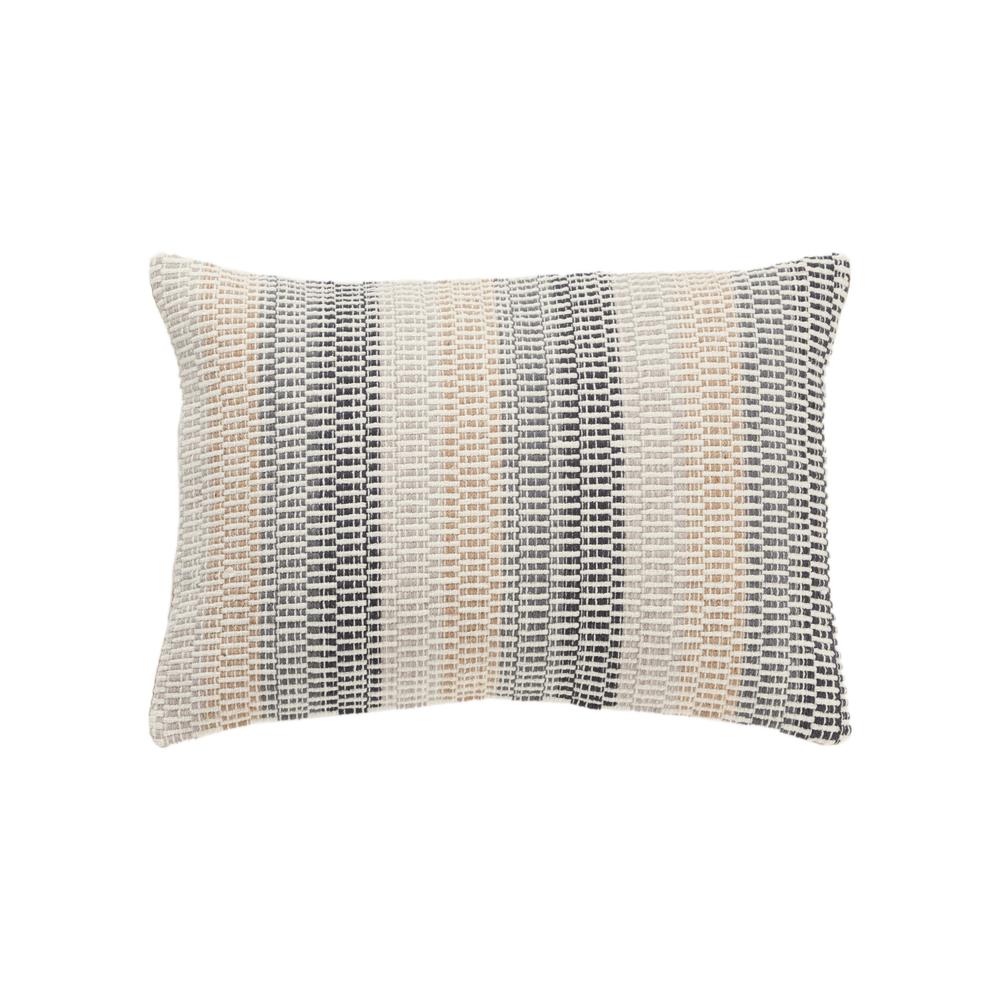 14"X20" 1 down filled pillow. Picture 1