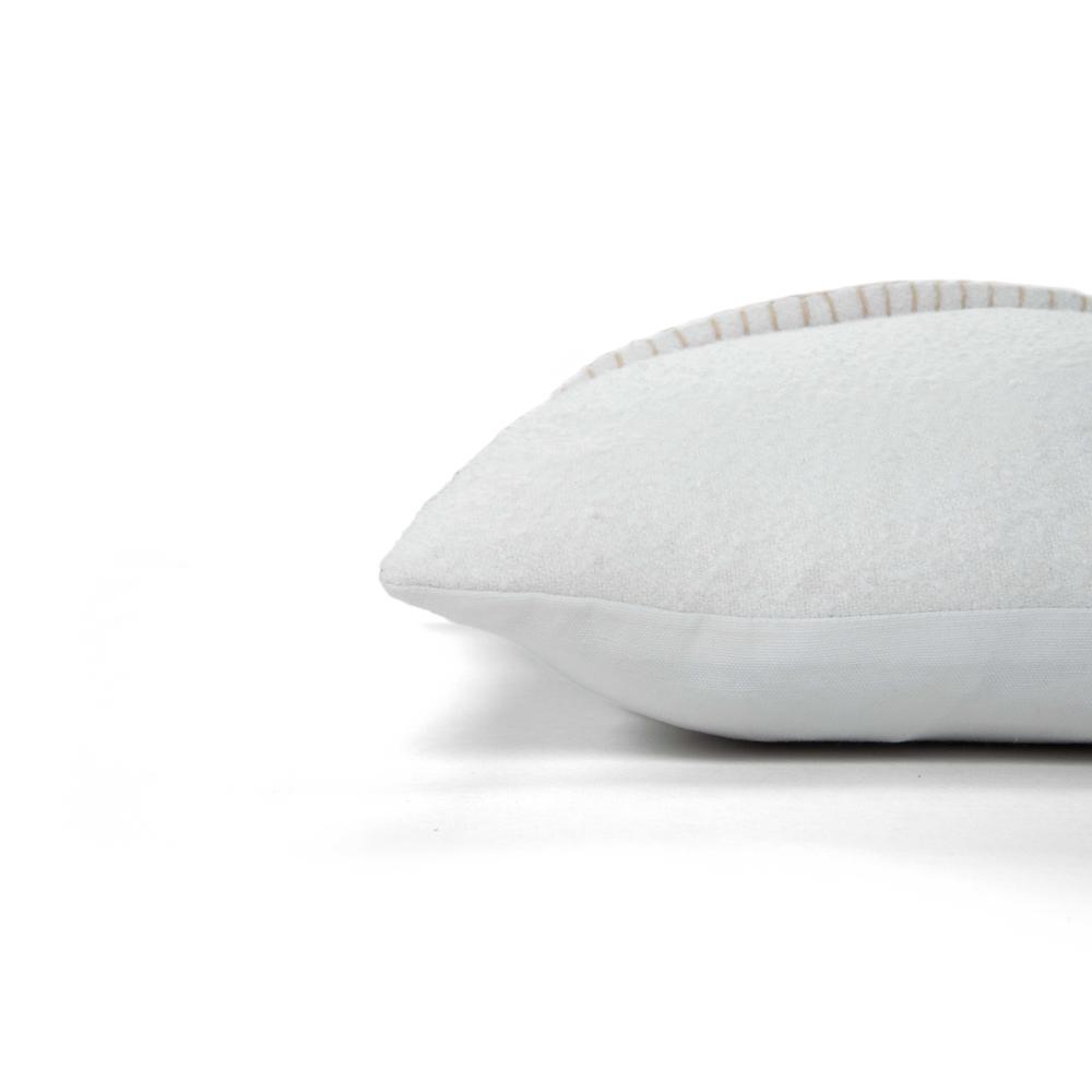 14' X 20" INDOOR PILLOW. Picture 4