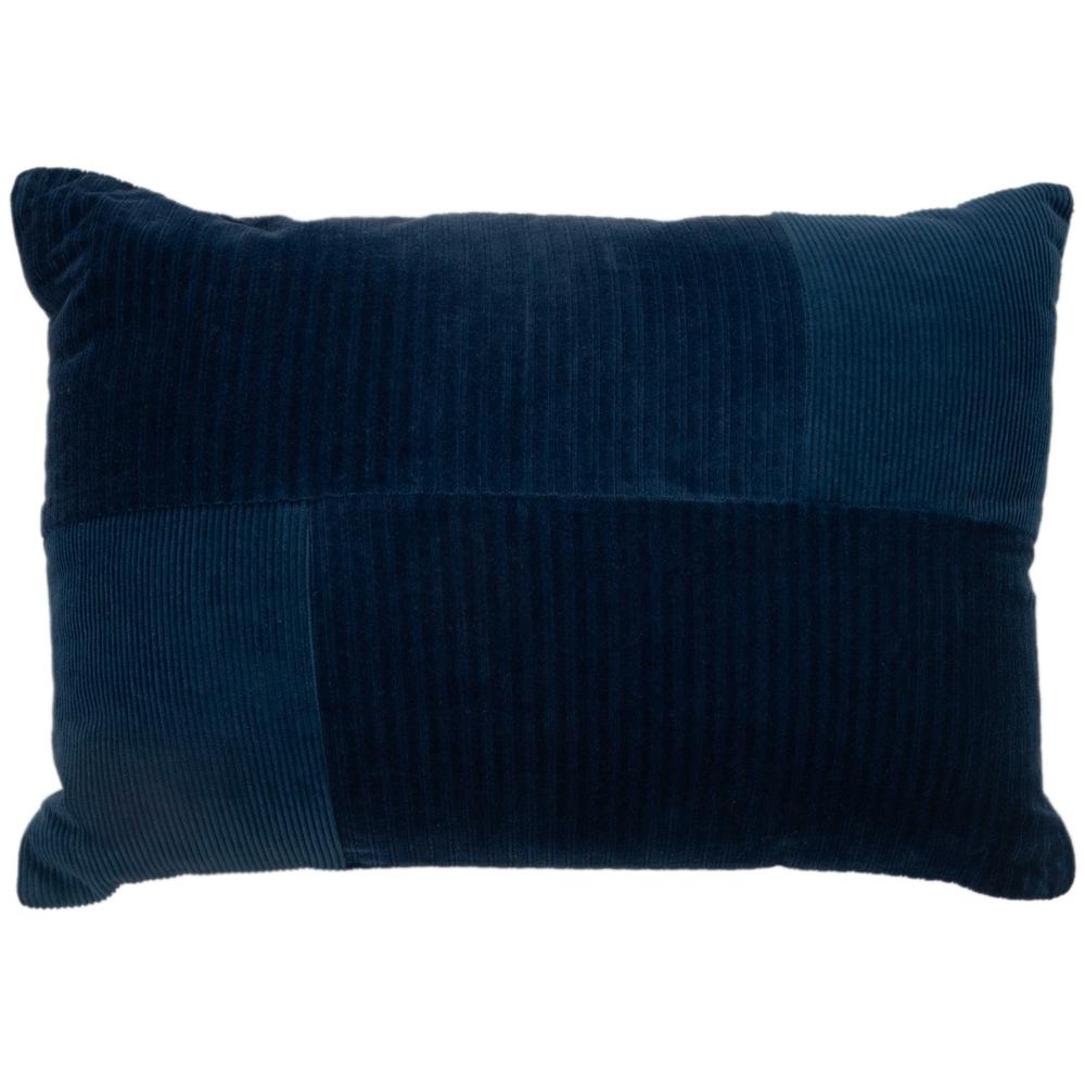 14" X 20" indoor pillow. Picture 1
