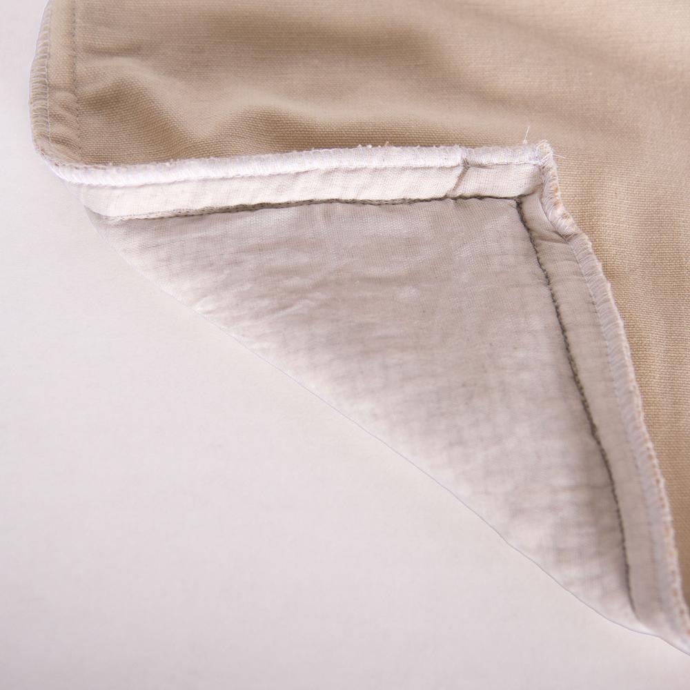 20"X20" INDOOR PILLOW. Picture 2