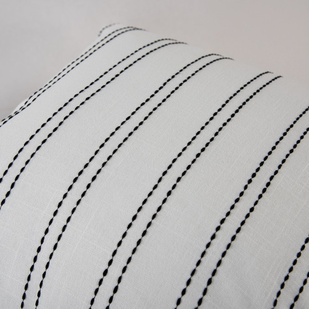 Transitional  20" x 20" Down Filled Pillow. Picture 3