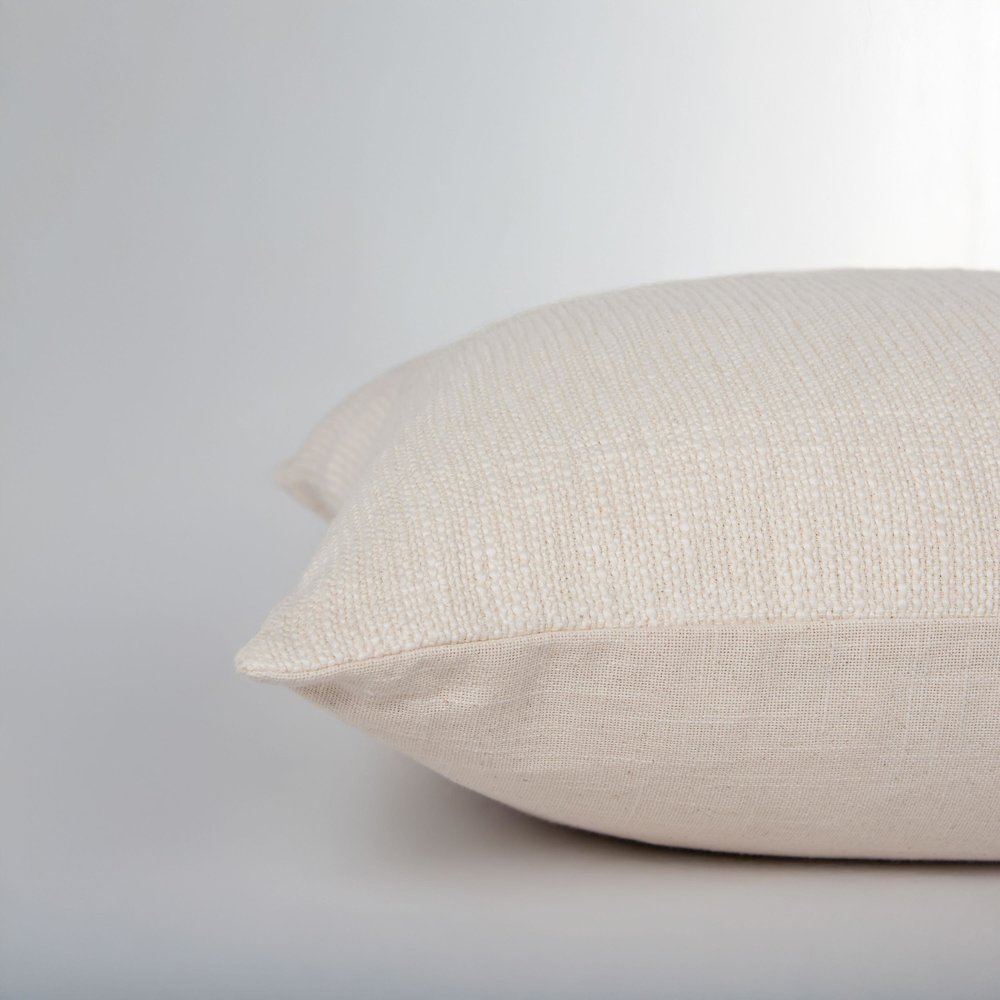 Transitional  20" x 20" Down Filled Pillow. Picture 6