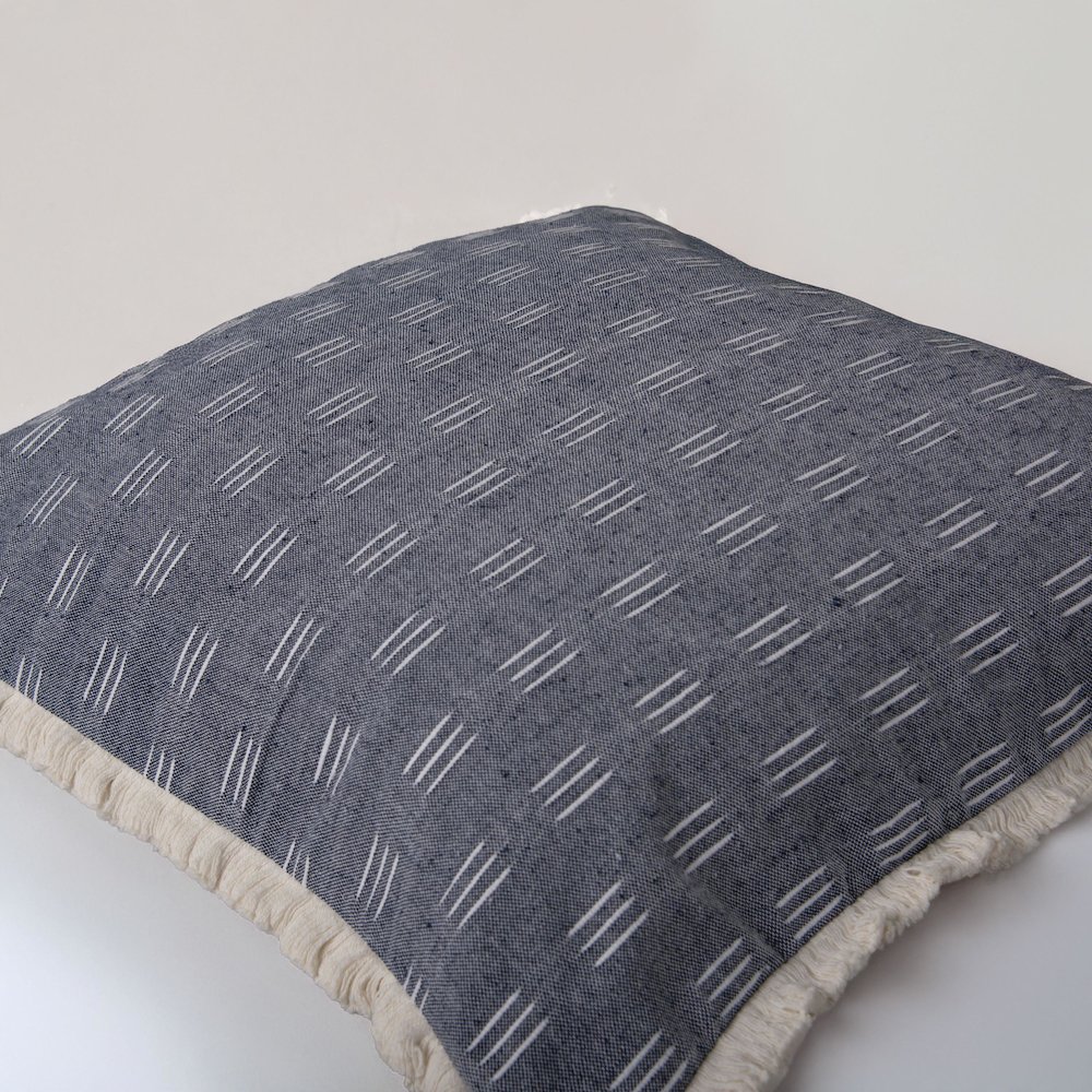 Traditional  20" x 20" Down Filled Pillow. Picture 3