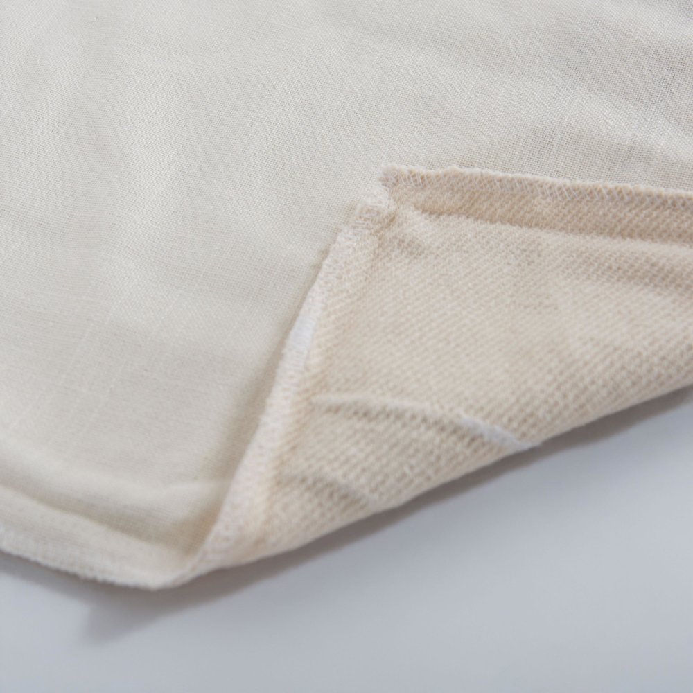 Transitional 20" x 20" Down Filled Pillow. Picture 5