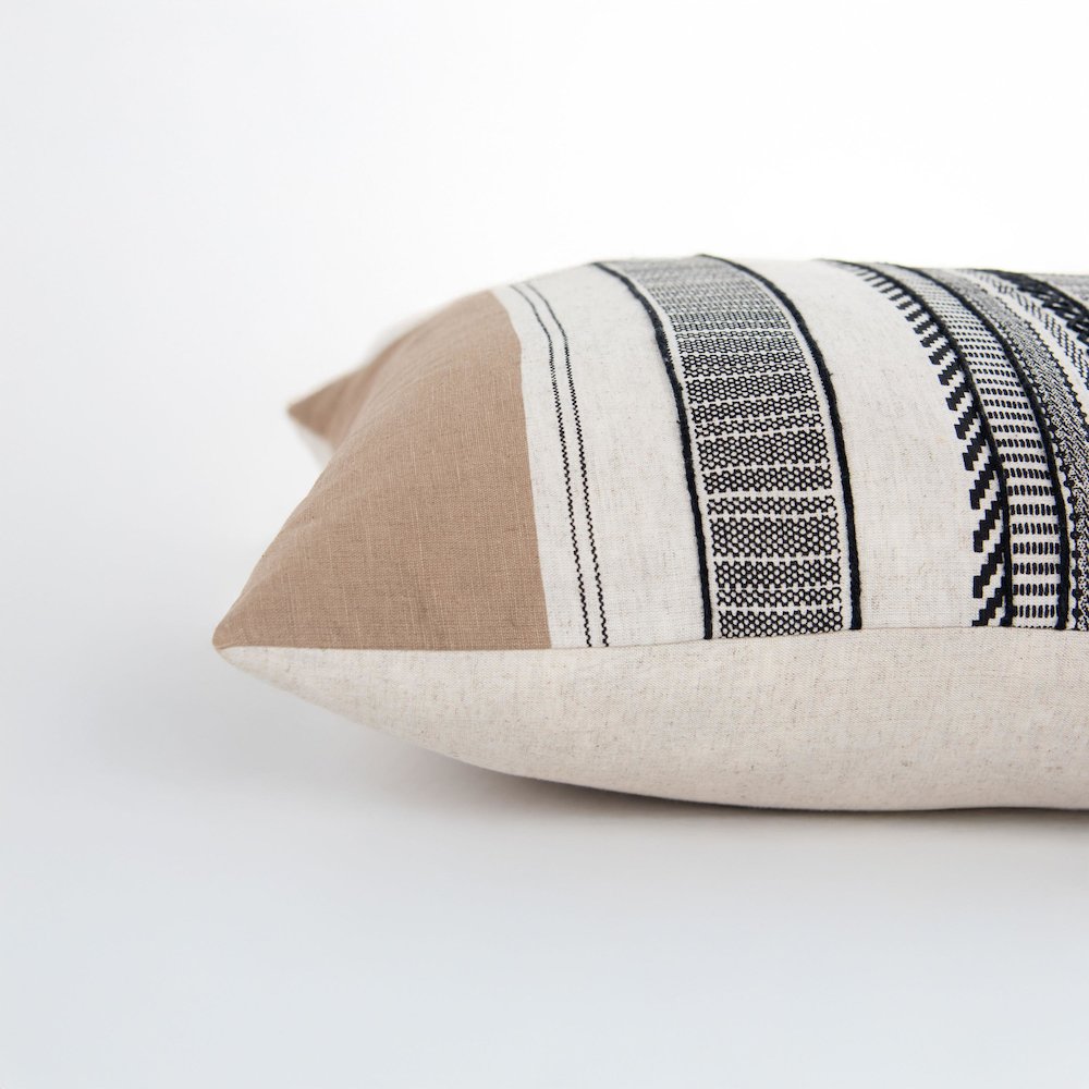 Transitional  20" x 20" Down Filled Pillow. Picture 6