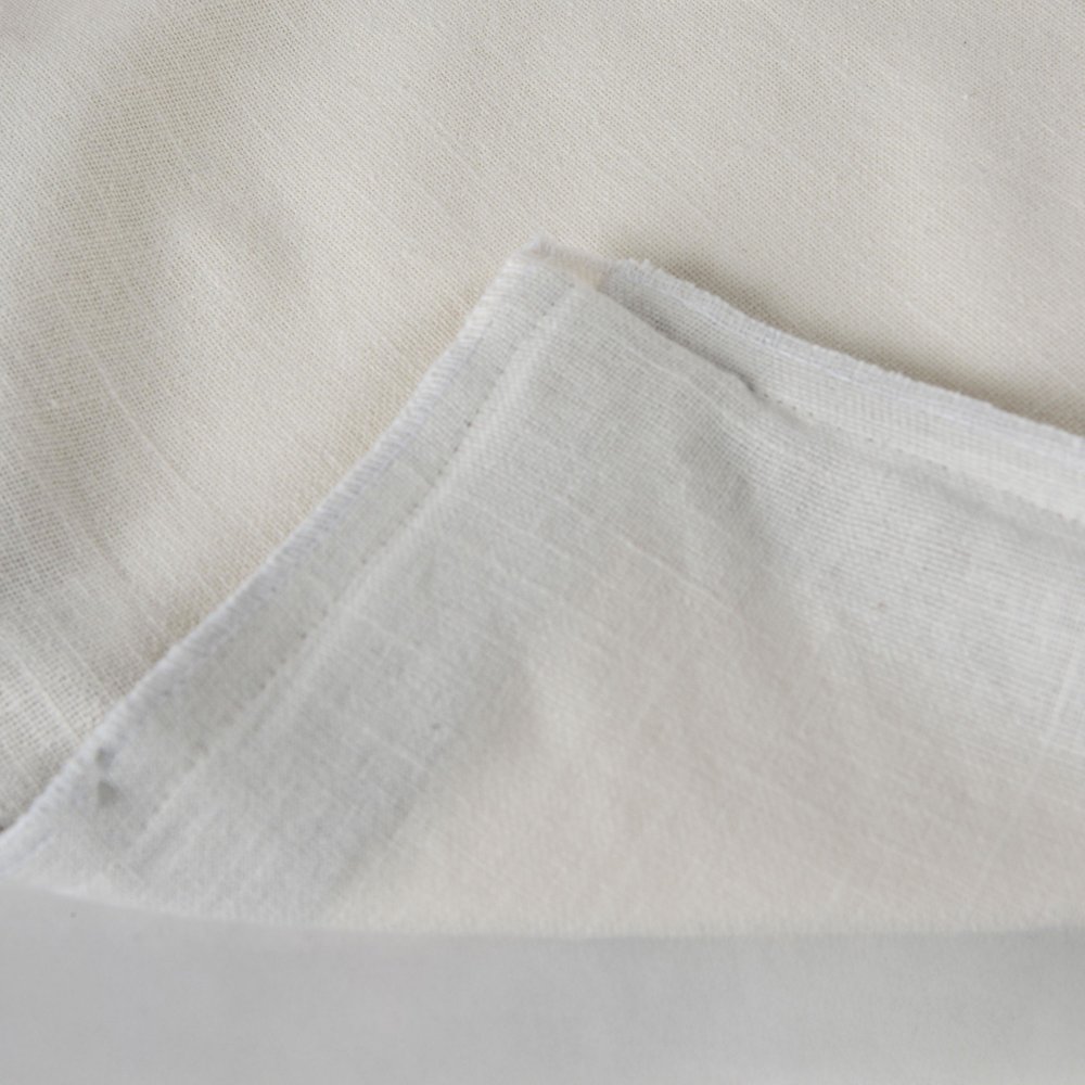 Transitional  20" x 20" Down Filled Pillow. Picture 4