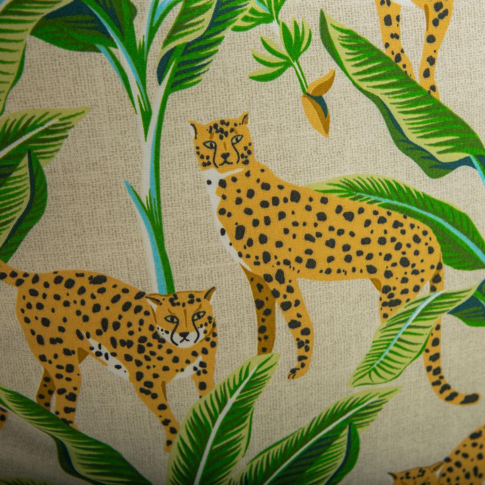 22" x 22" Indoor/ Outdoor Pillow. Picture 3