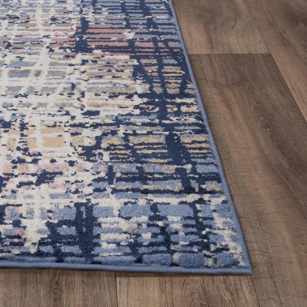 5' x 7" Machine-Made Rectangle Rug. Picture 3