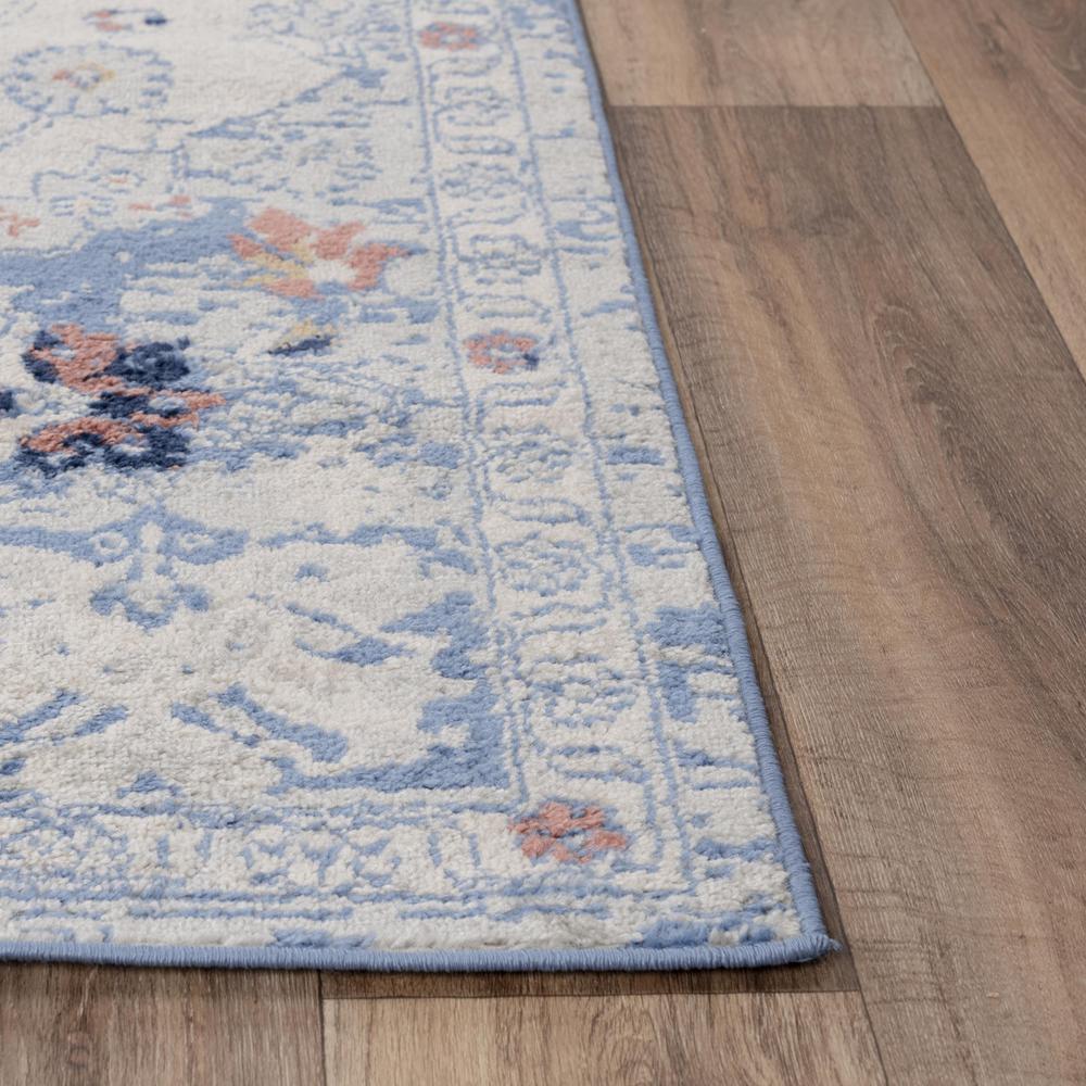 5' x 7" Machine-Made Rectangle Rug. Picture 3