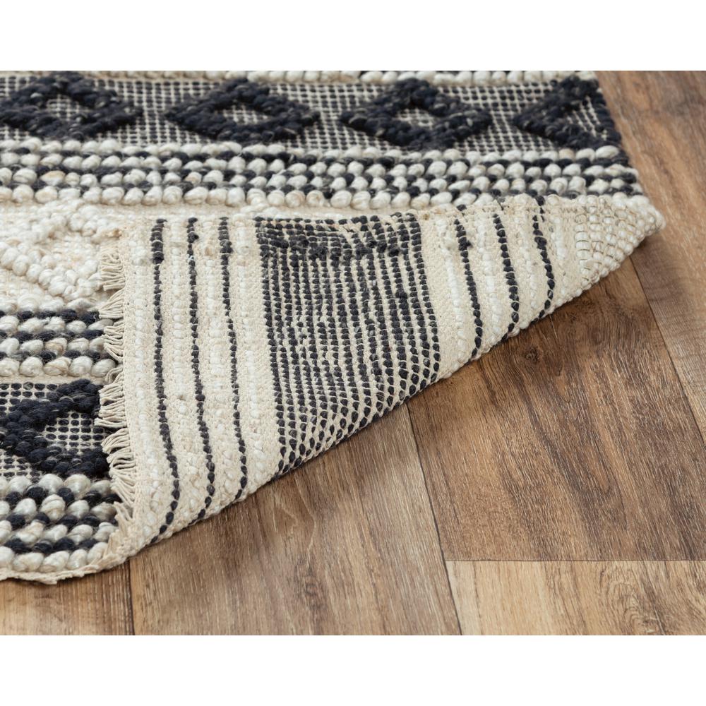 5' x 8' Hand-Woven Rectangle Rug. Picture 1