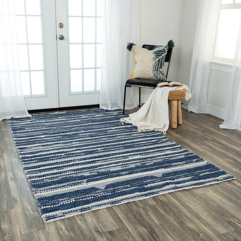 5' x 8' Hand-Woven Rectangle Rug. Picture 14