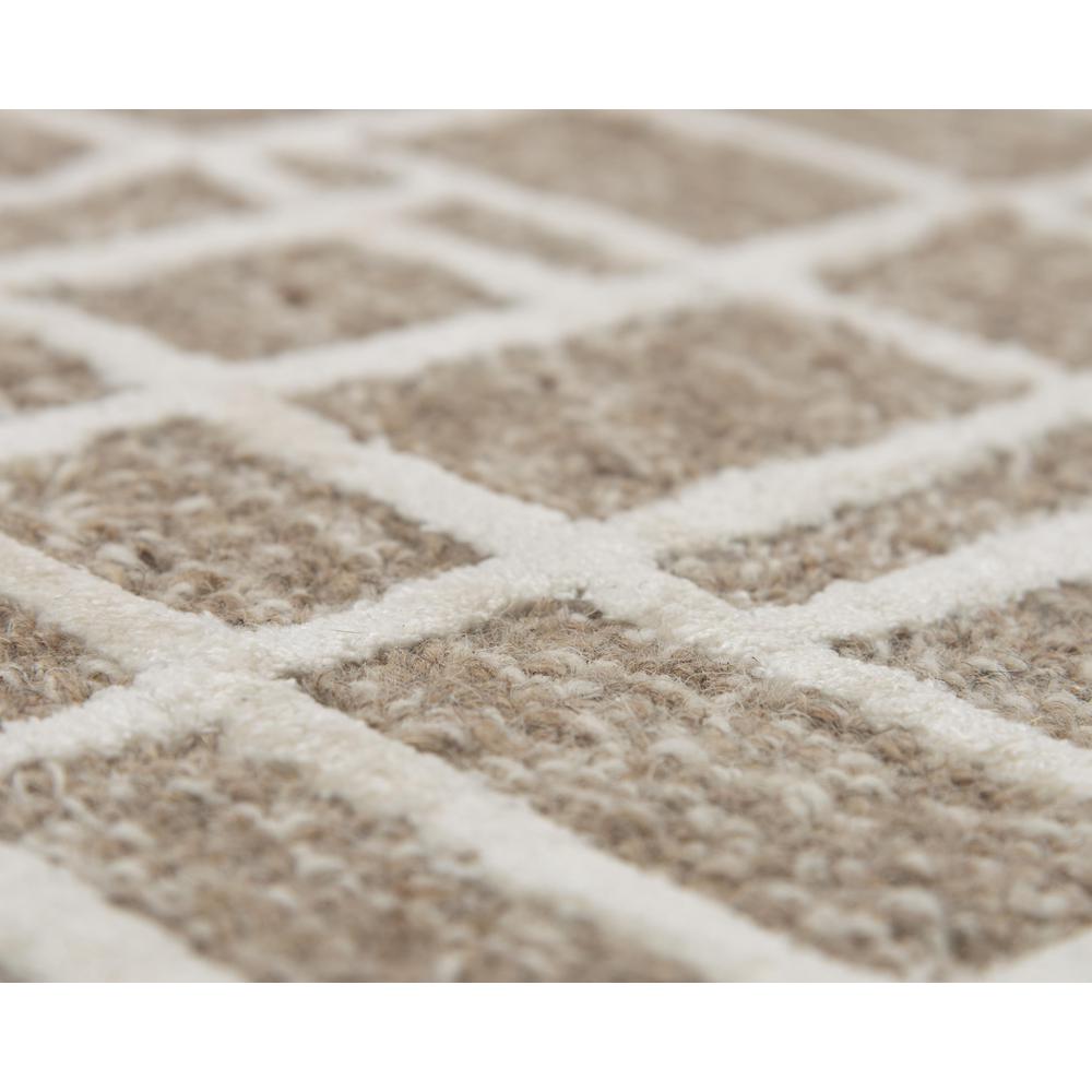 9' x 12' Hand-Tufted Rectangle Rug. Picture 3