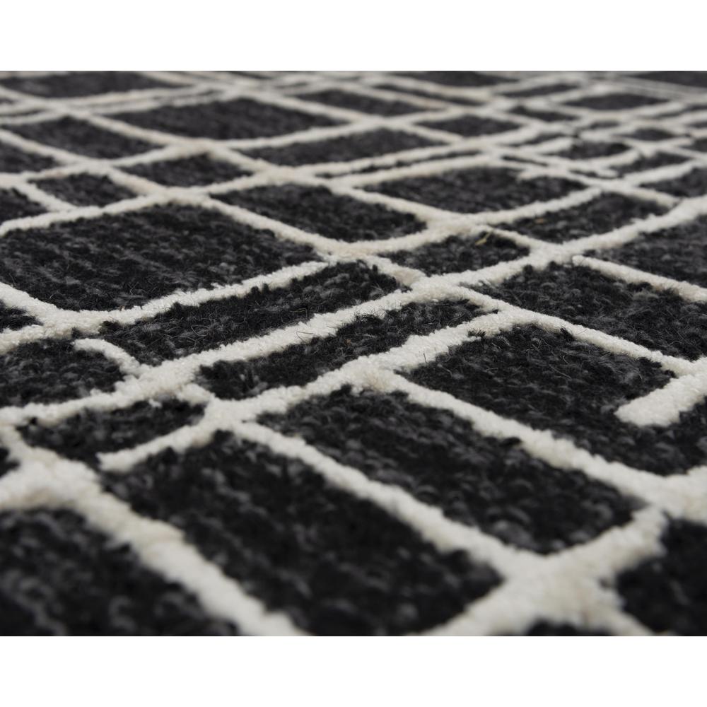 9' x 12' Hand-Tufted Rectangle Rug. Picture 3