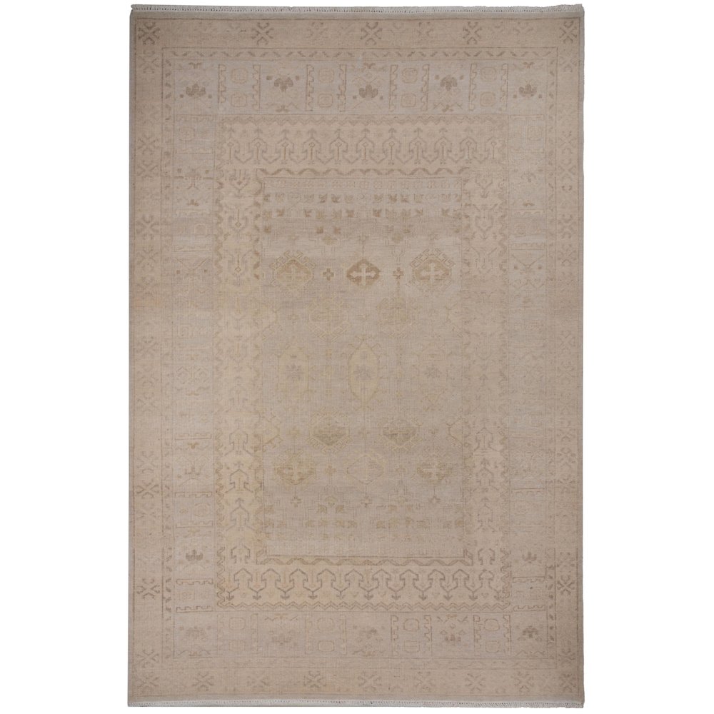 9' x 12' Cut Pile Hand Knotted  Rug. Picture 1