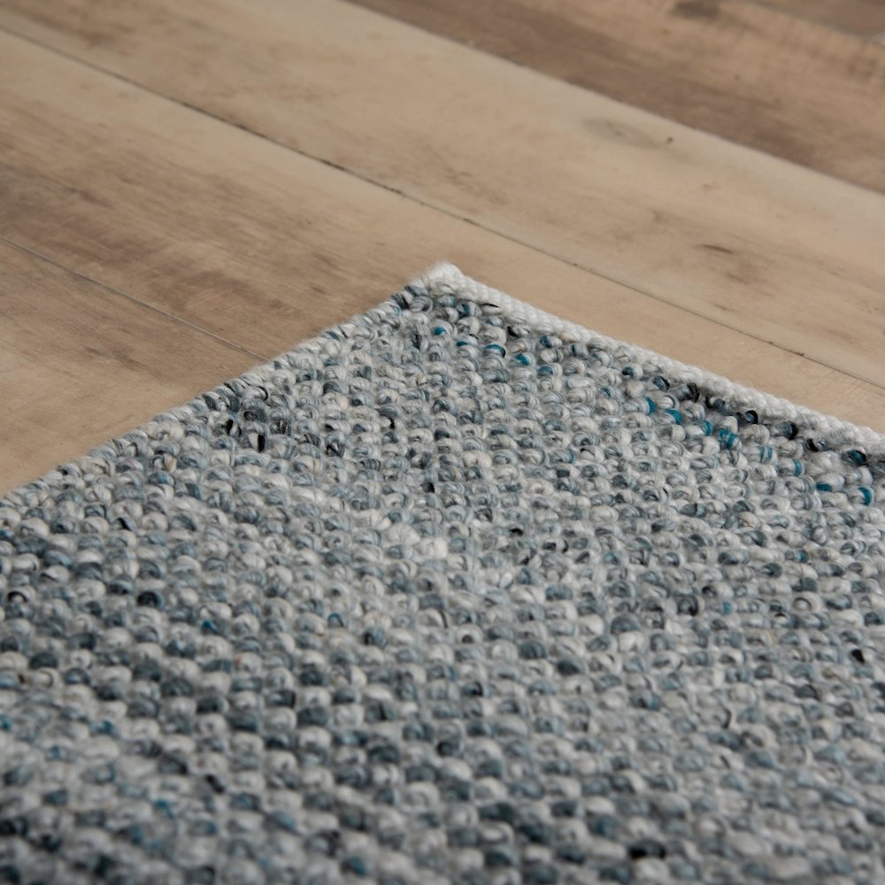 8'9" x 11'9" Loop Pile Hand Woven Rug. Picture 7