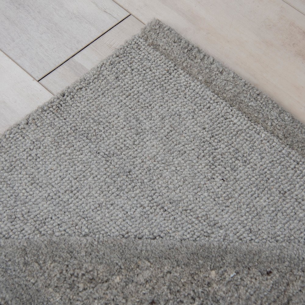 9' x 12' Hand-Tufted Rectangle Rug. Picture 7