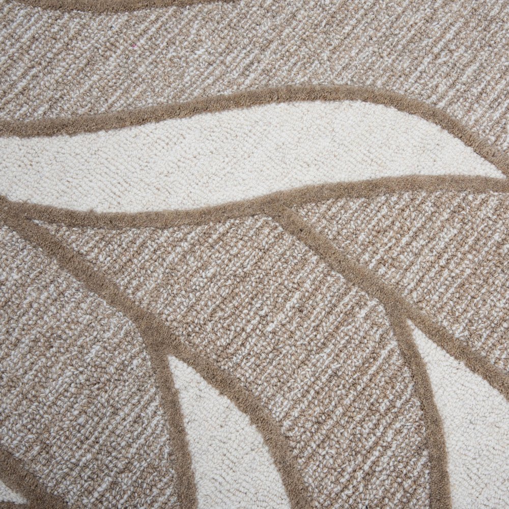 8'9" x 11'9" Cut & Loop Pile Hand Tufted Rug. Picture 3