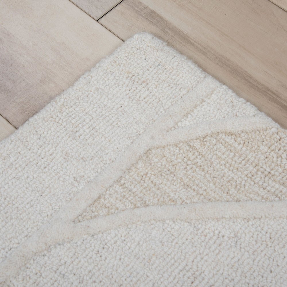 9' x 12' Hand-Tufted Rectangle Rug. Picture 6