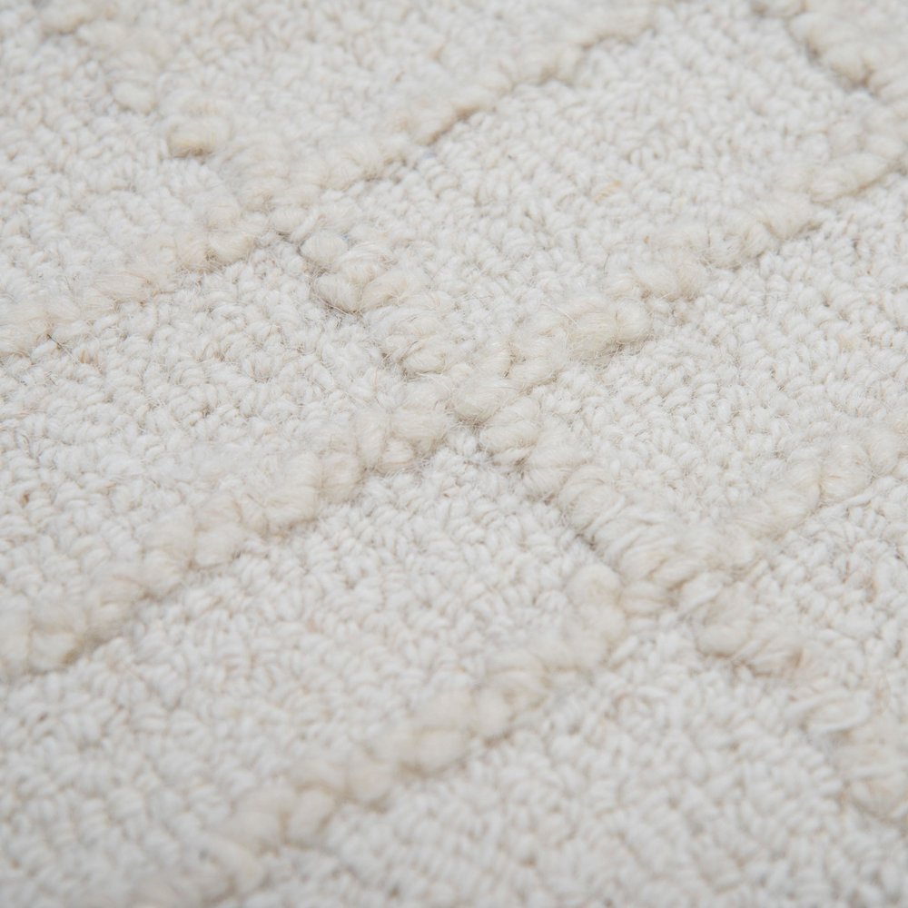8'9" x 11'9" Cut & Loop Pile Hand Tufted Rug. Picture 5