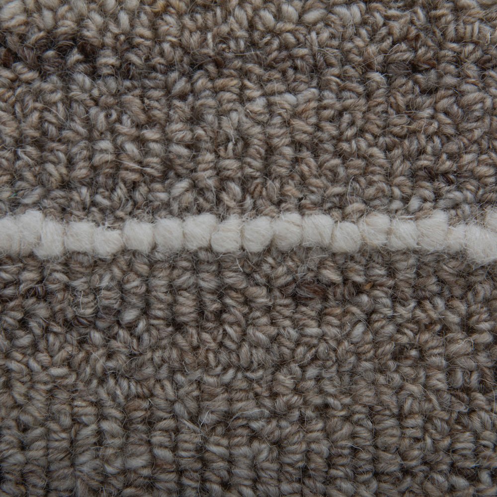9' x 12' Hand-Tufted Rectangle Rug. Picture 5