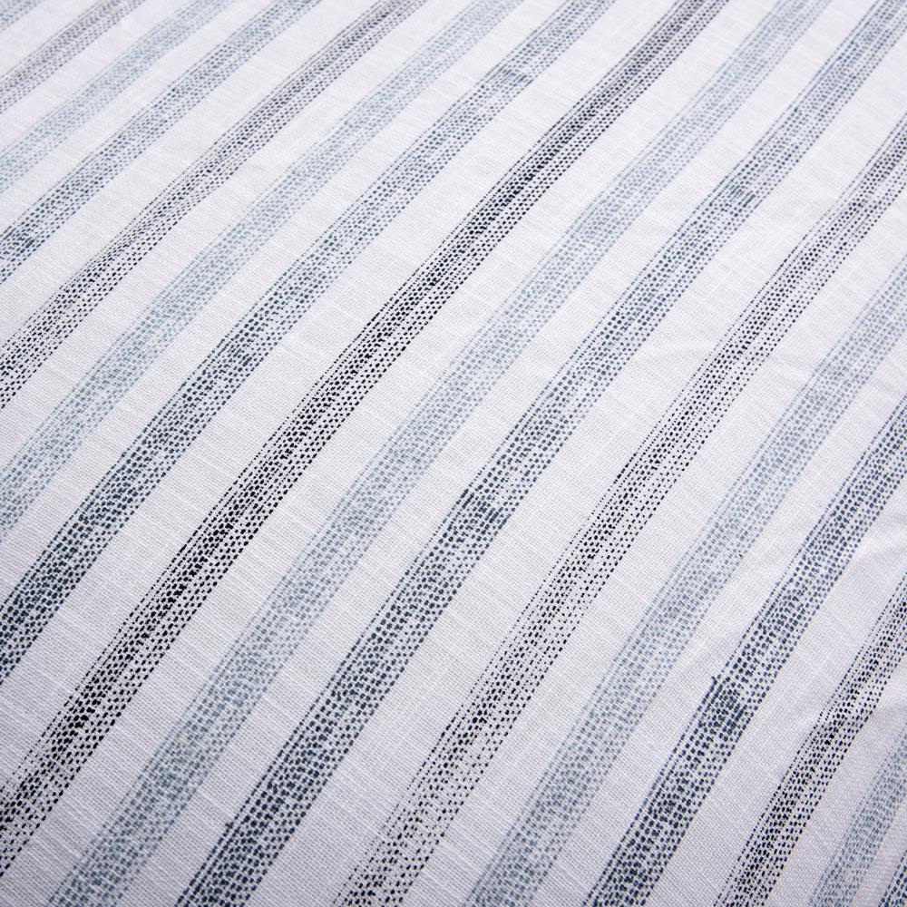 106"X96" King Comforter /Duvet. Picture 3