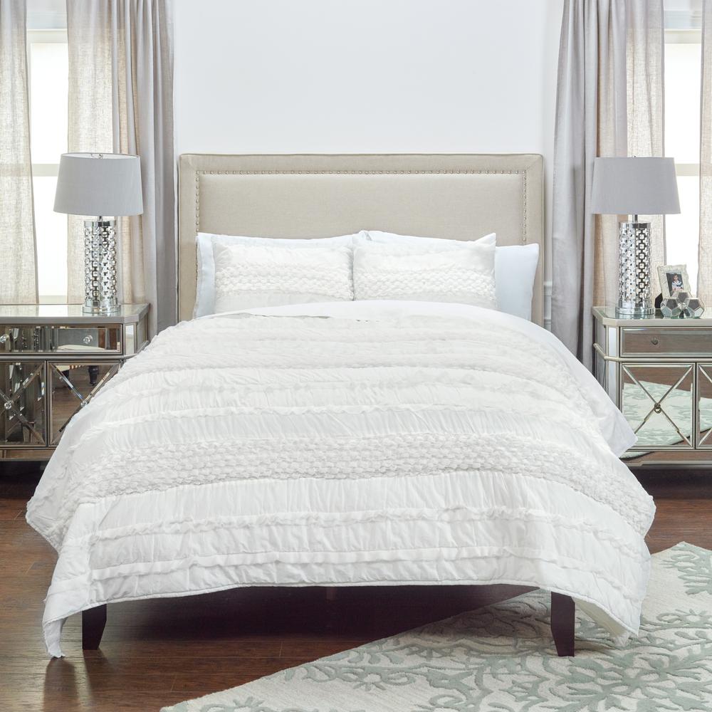 Rizzy Home 90" x 92" Quilt- BT1419. Picture 2