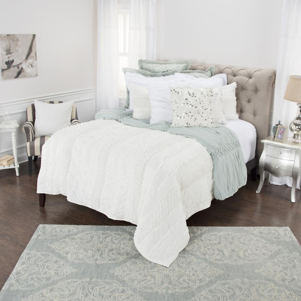 Rizzy Home 90" x 92" Quilt- BT1419. Picture 4