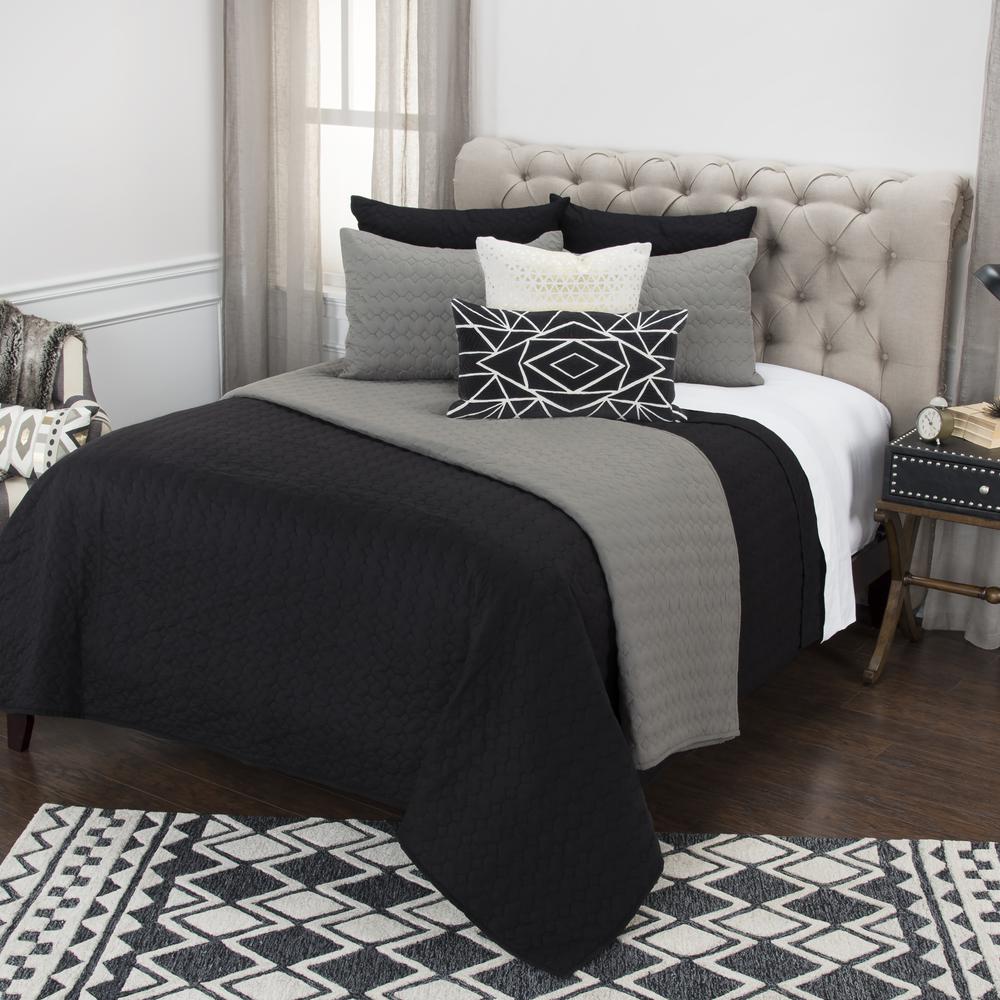 Rizzy Home 20" x 36" King Sham- BT1801. Picture 7