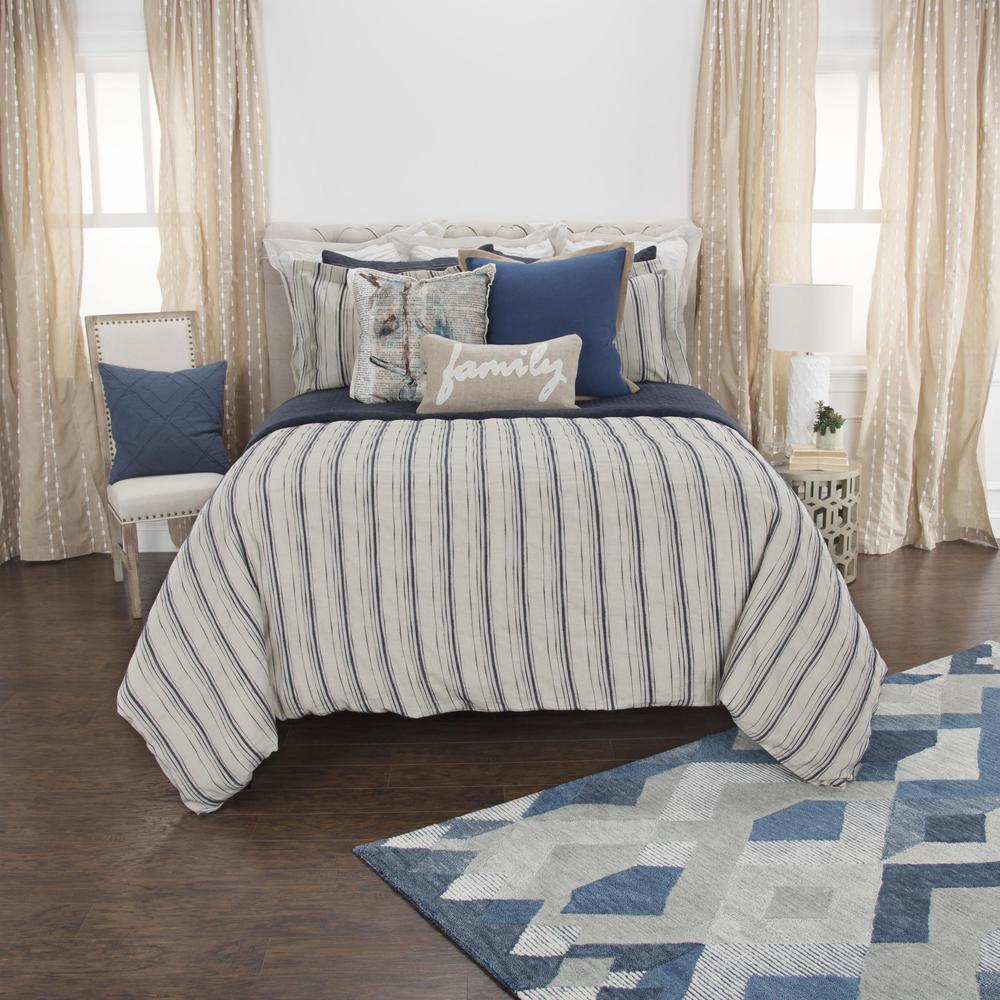 98" x 98" Duvet. Picture 5