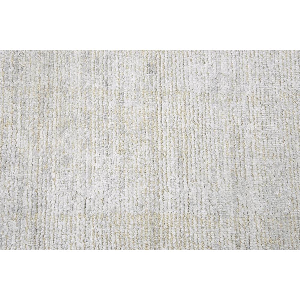 9' x 12' Hand-Loomed Rectangle Rug. Picture 4