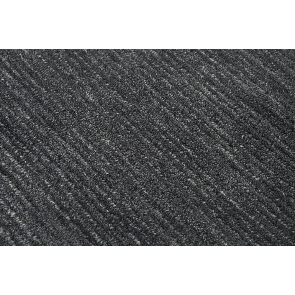 8' x 10' Hand-Tufted Rectangle Rug. Picture 3
