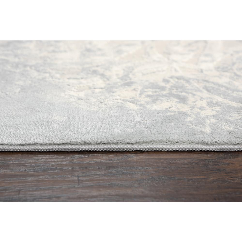 5' x 8' Machine-Made Rectangle Rug. Picture 5