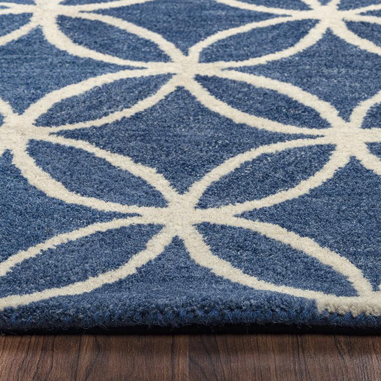 9' x 12' Hand-Tufted Rectangle Rug. Picture 10