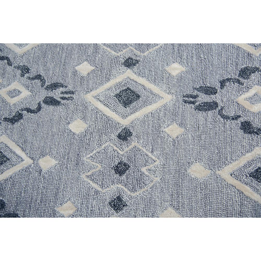 5' x 8' Hand-Tufted Rectangle Rug. Picture 5