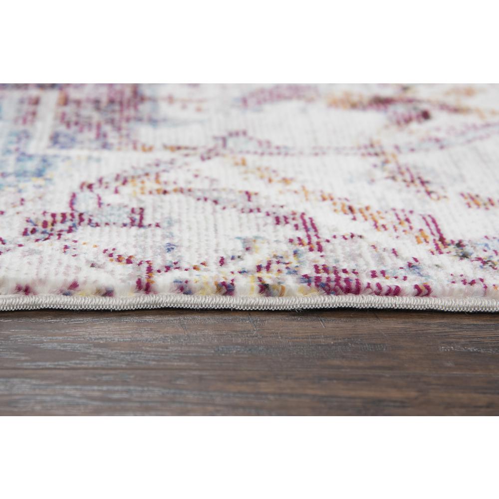 5' x 7" Machine-Made Rectangle Rug. Picture 11