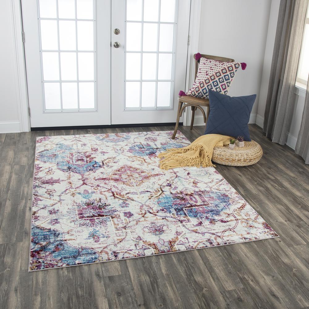 5' x 7" Machine-Made Rectangle Rug. Picture 12