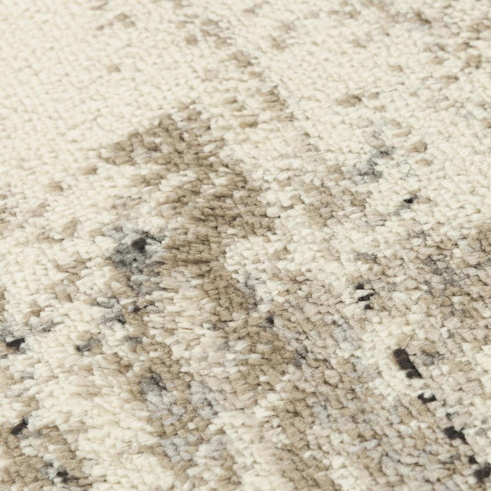8' x 10' Machine-Made Rectangle Rug. Picture 5