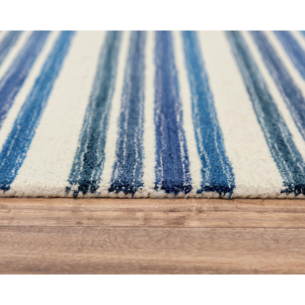 5' x 8' Hand-Tufted Rectangle Rug. Picture 10