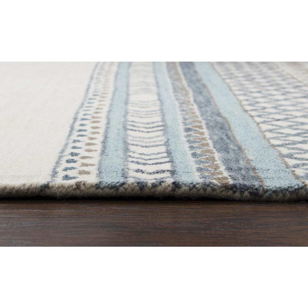 5' x 8' Hand-Tufted Rectangle Rug. Picture 4