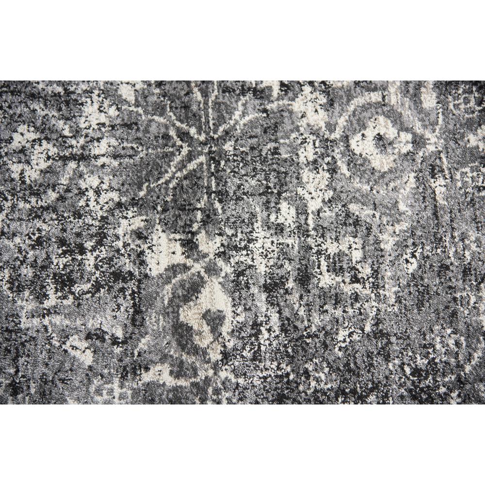 5' x 8' Machine-Made Rectangle Rug. Picture 5