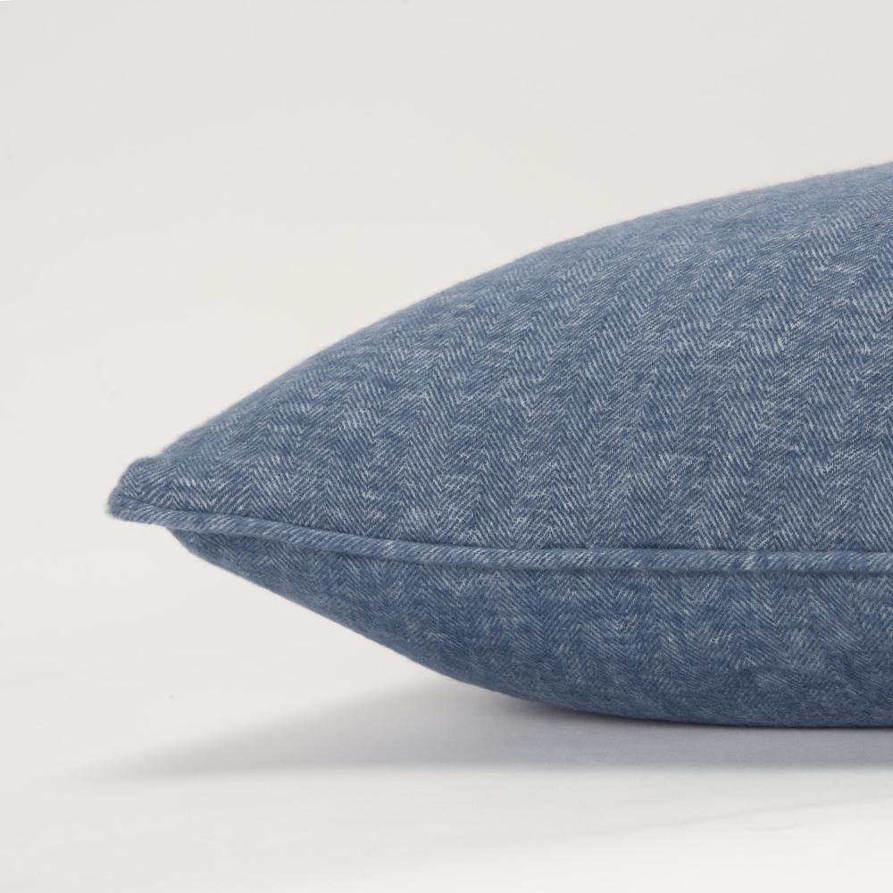 20" x 20" Poly Filled Pillow. Picture 5