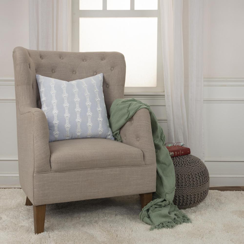 20"X20" 1 poly filled pillow. Picture 2