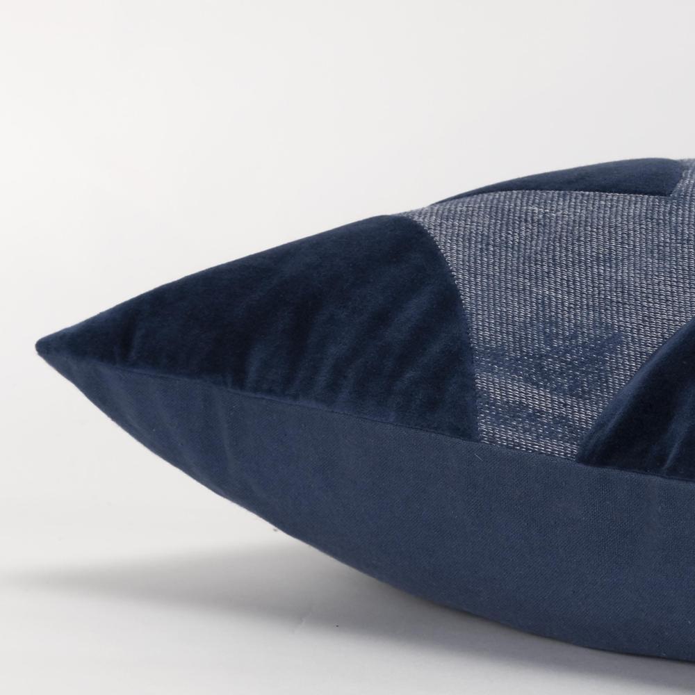 20" x 20" Poly Filled Pillow. Picture 5