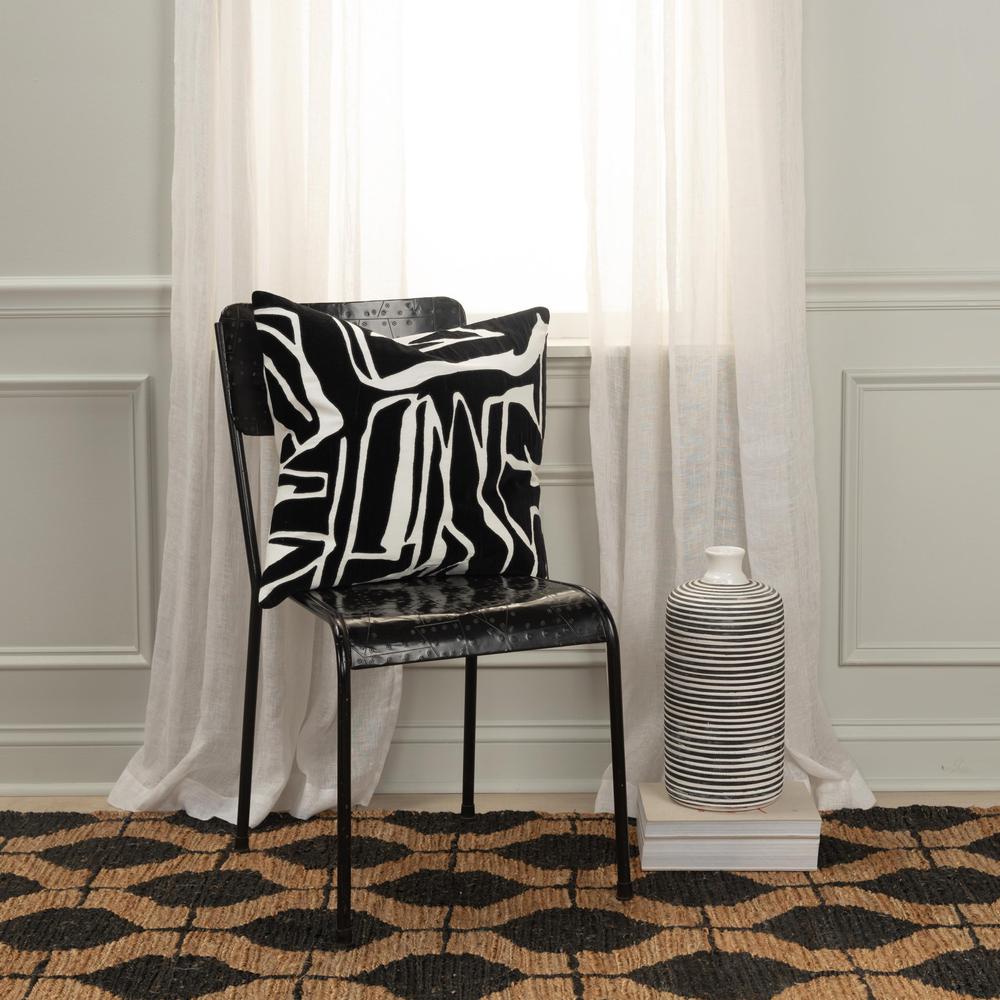 20"X20" 1 poly filled pillow. Picture 2