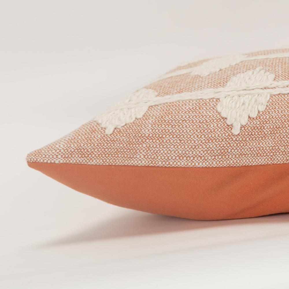 14"X20" 1 poly filled pillow. Picture 5