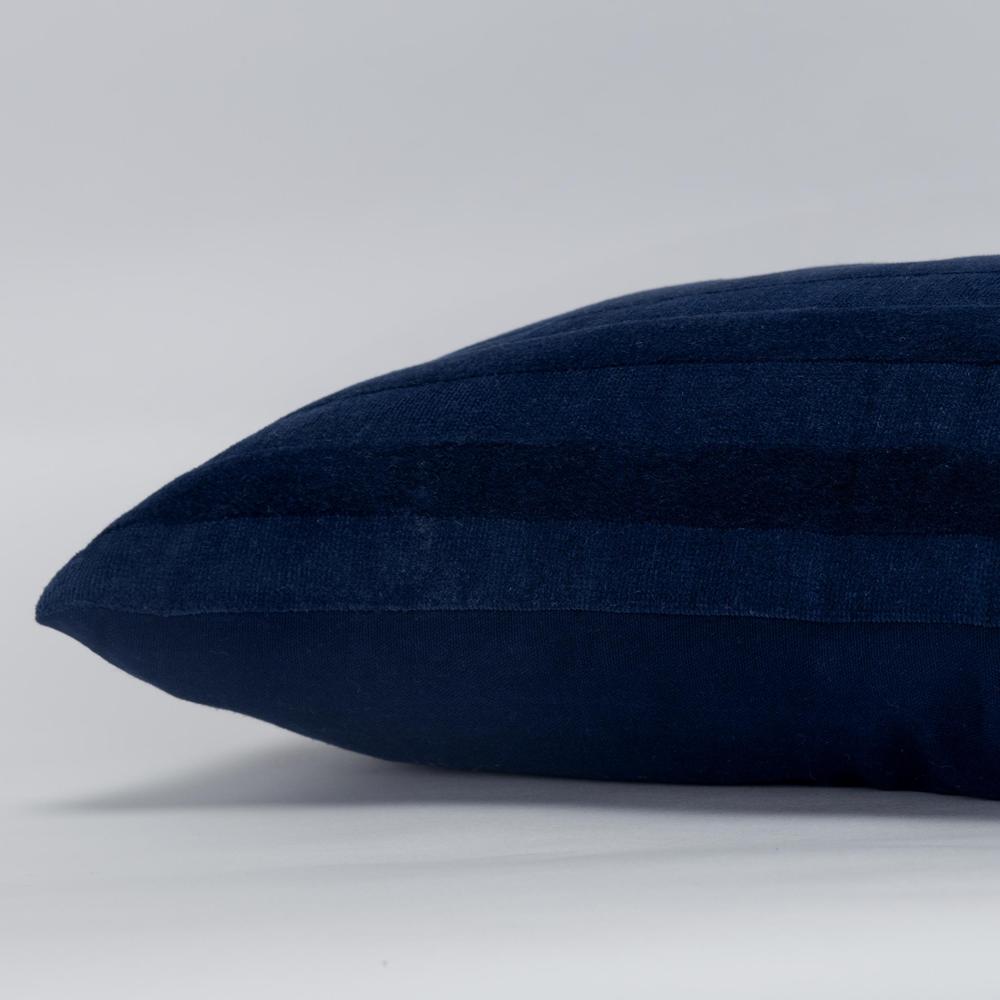 14"X26" 1 poly filled pillow. Picture 5