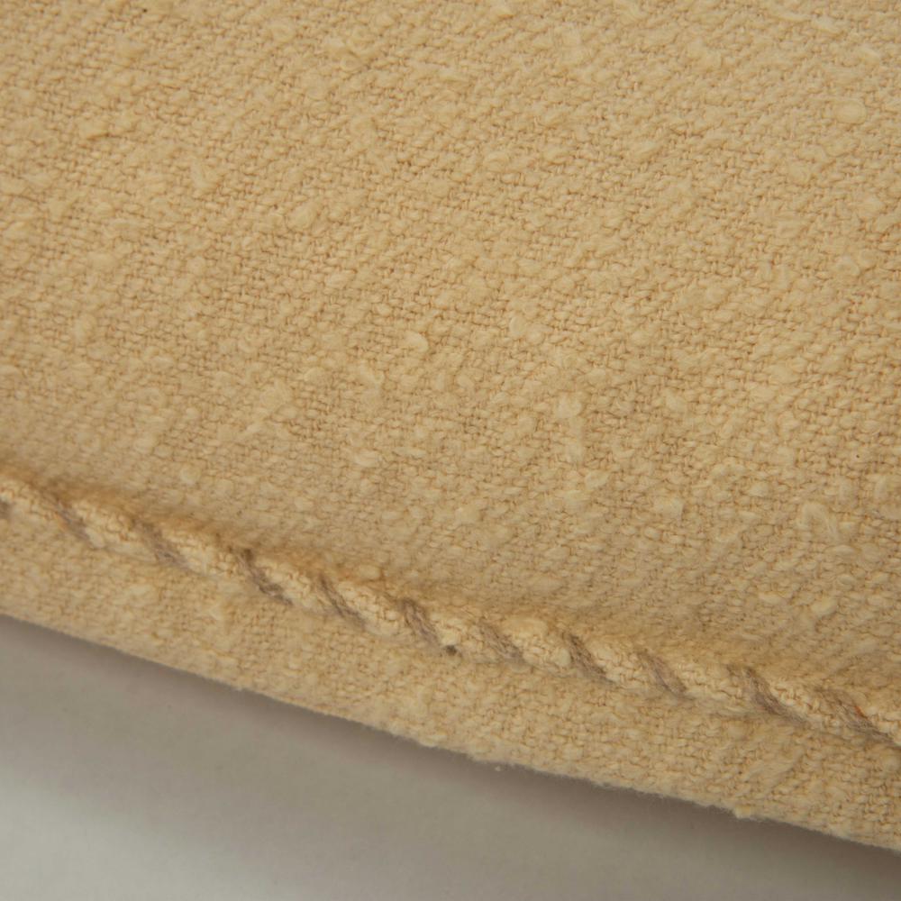 20"x20" INDOOR PILLOW. Picture 2