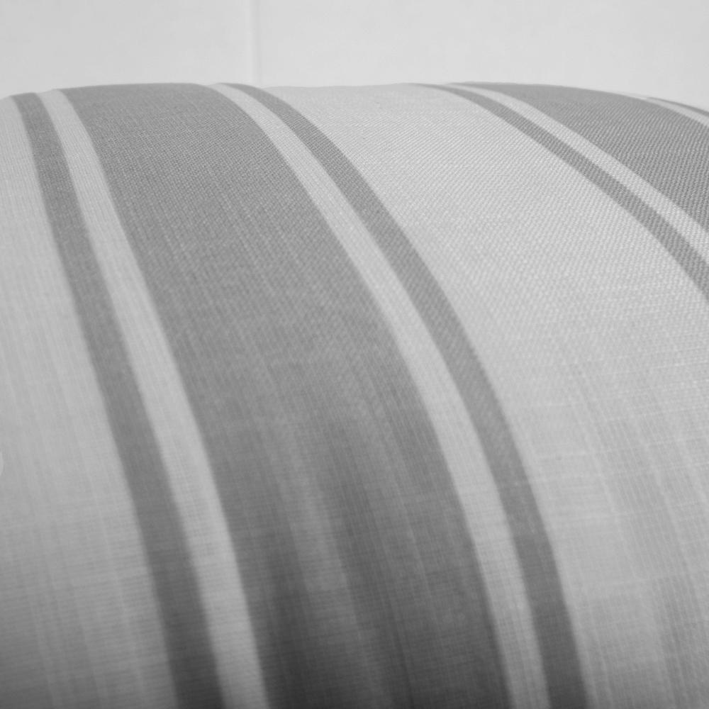 20" x 20" Down Filled Pillow. Picture 2