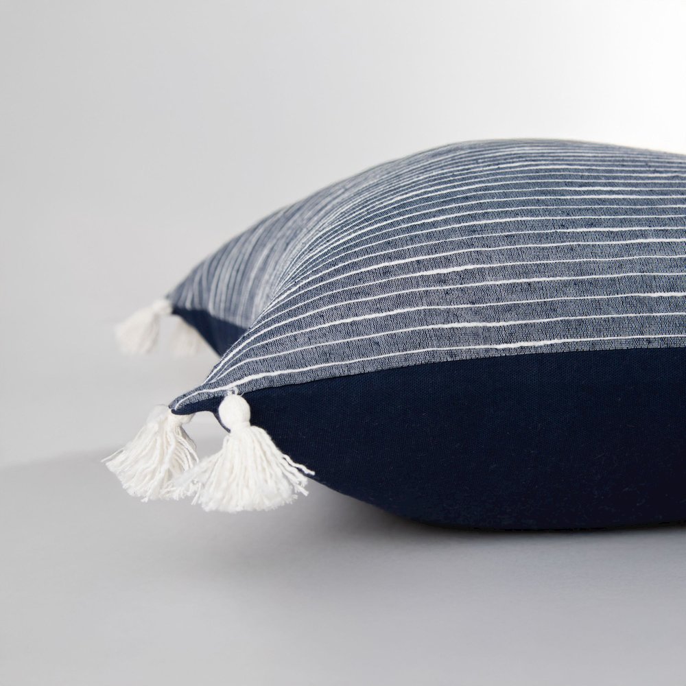 Transitional  20" x 20" Poly Filled Pillow. Picture 6